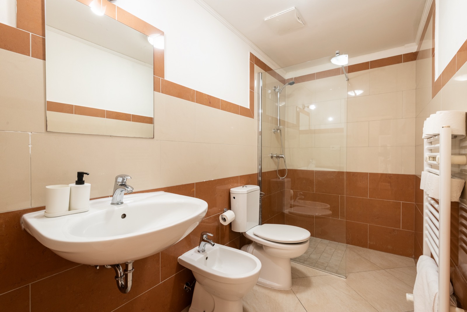 Apartment H05 — additional photo 8