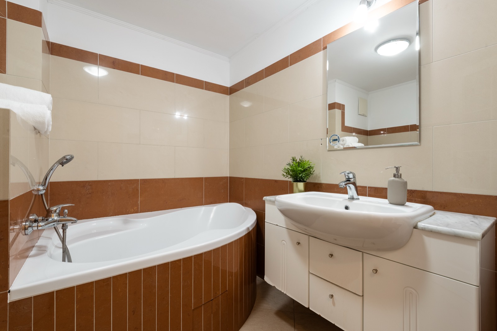 Apartment H06 — additional photo 28