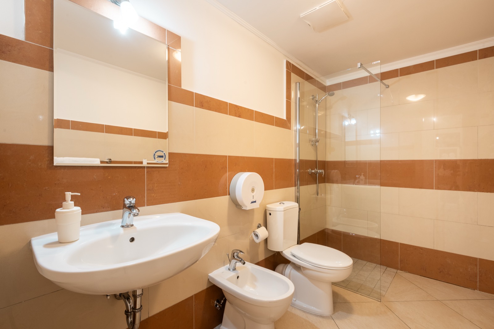 Apartment H08 — additional photo 19