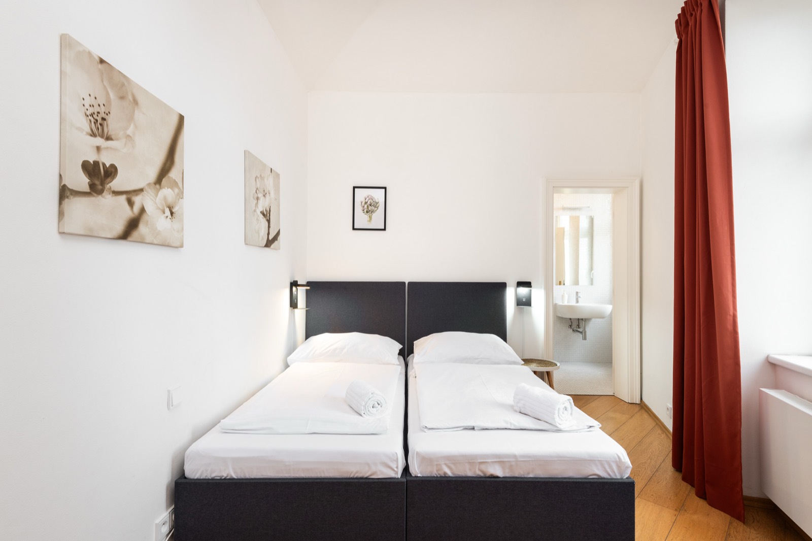 Apartment RE01 — additional photo 32