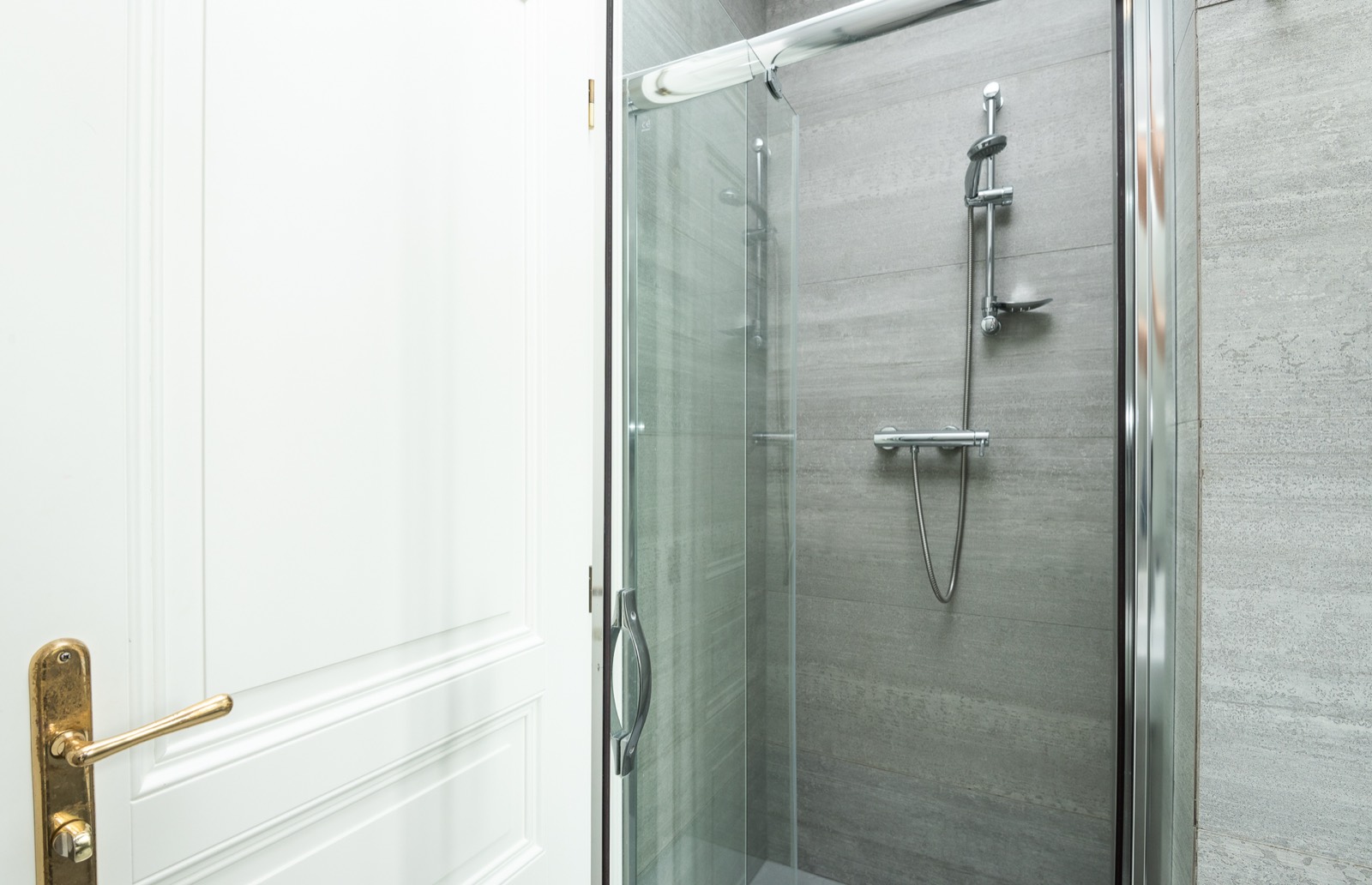Apartment RE02 — additional photo 50