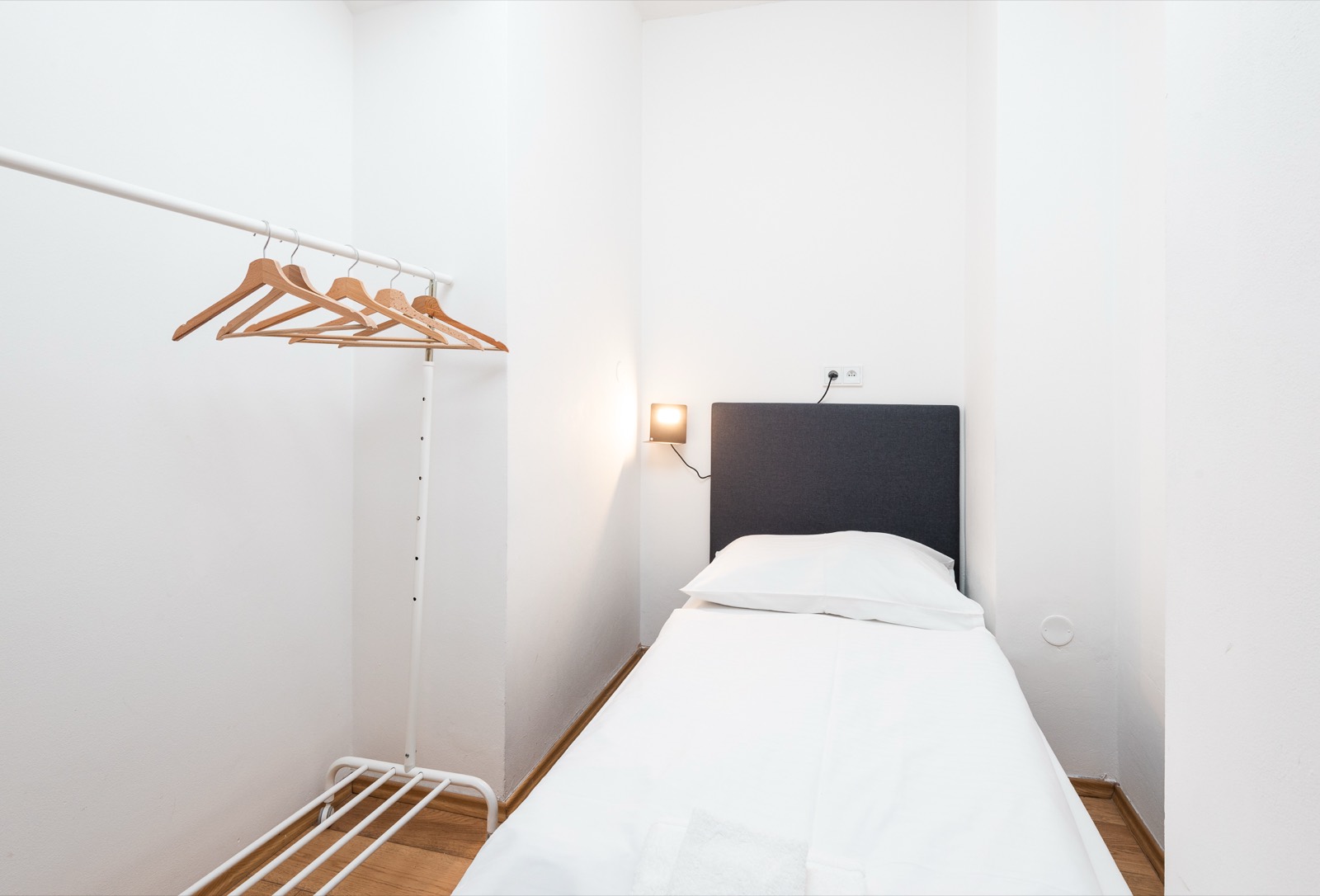 Apartment RE02 — additional photo 57