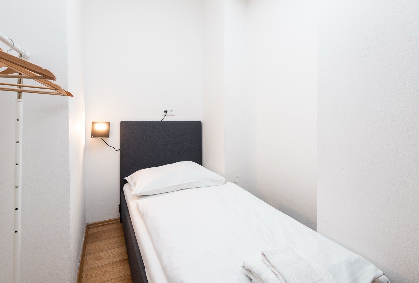 Apartment RE02 — photo 9