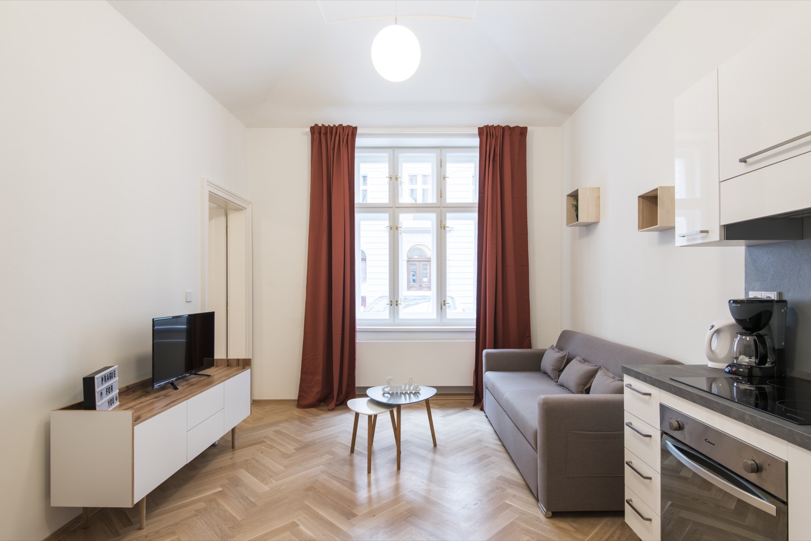 Apartment RE06