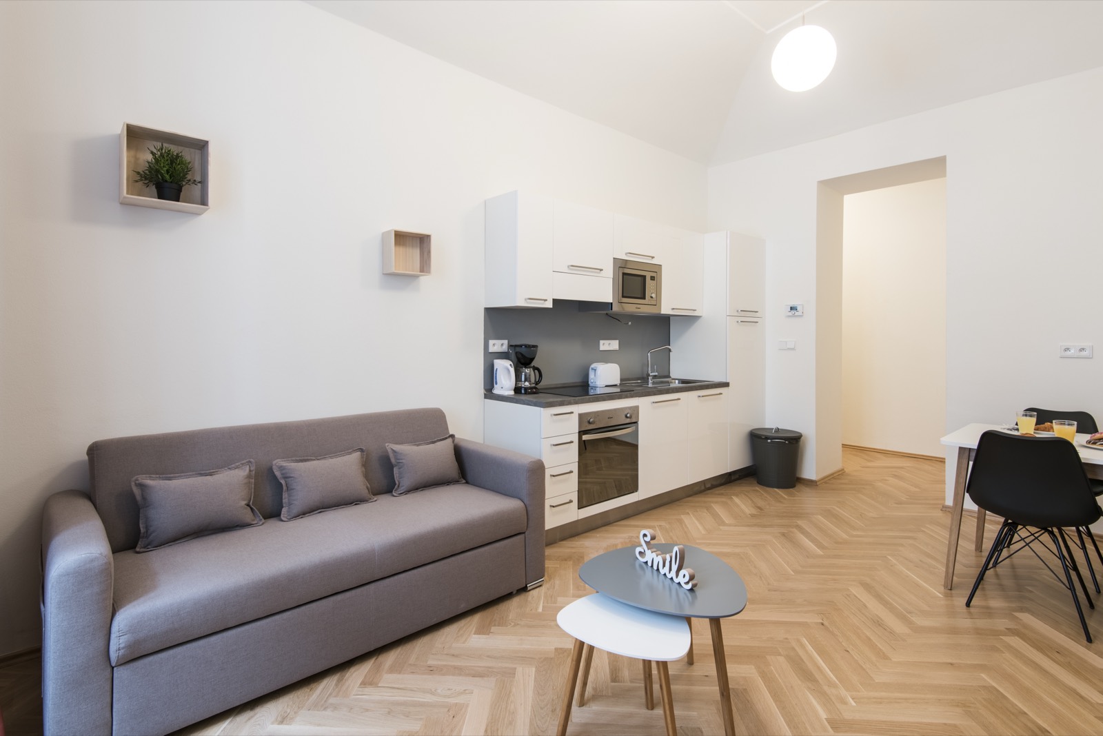 Apartment RE06 — additional photo 3