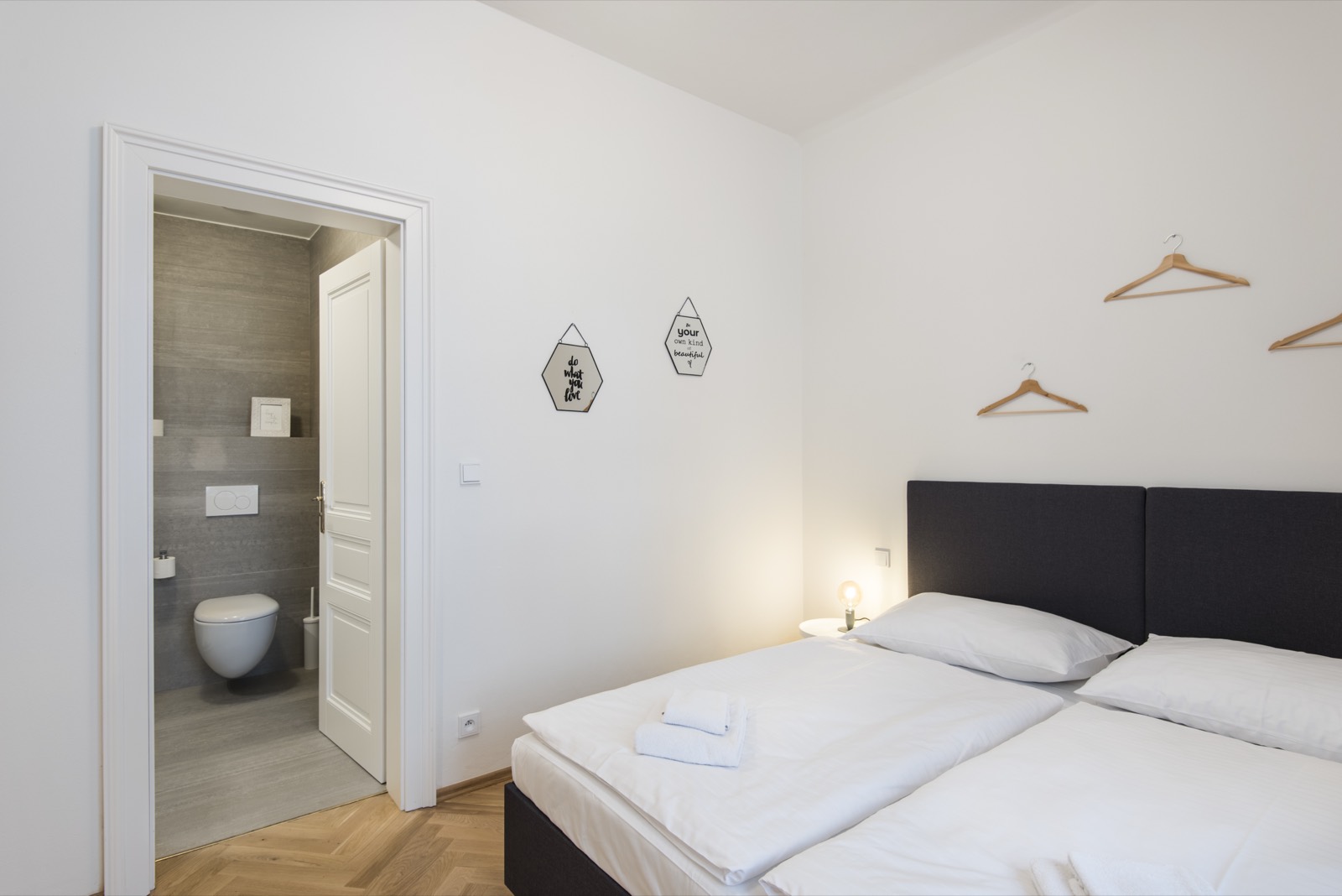 Apartment RE06 — additional photo 5