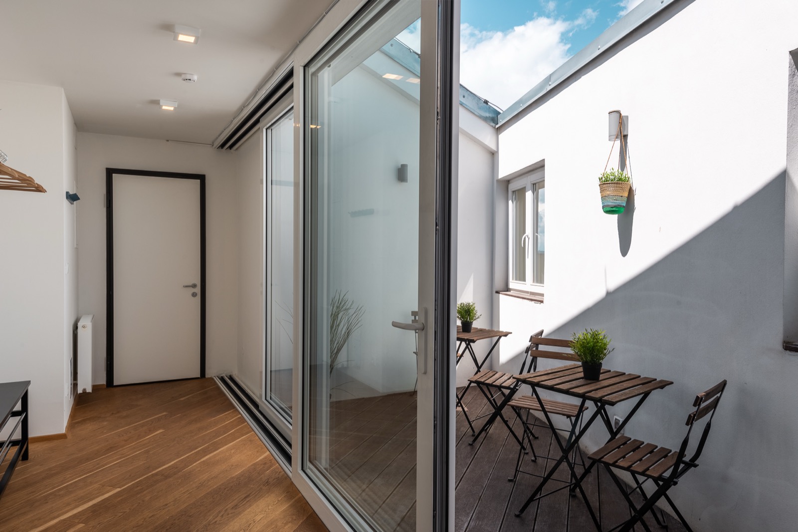Apartment RE22 — additional photo 35